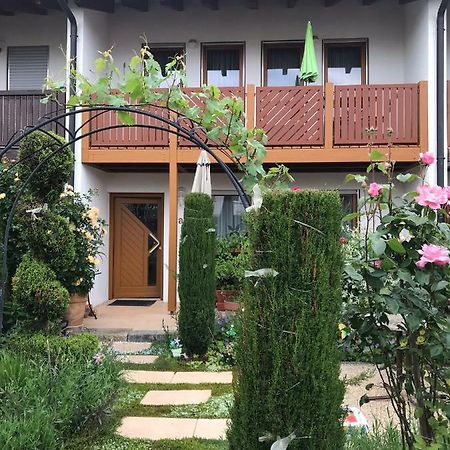 Ferienappartement Souterrain Volkertshausen Экстерьер фото